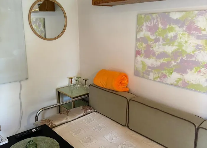 Tiny Kontik 度假居