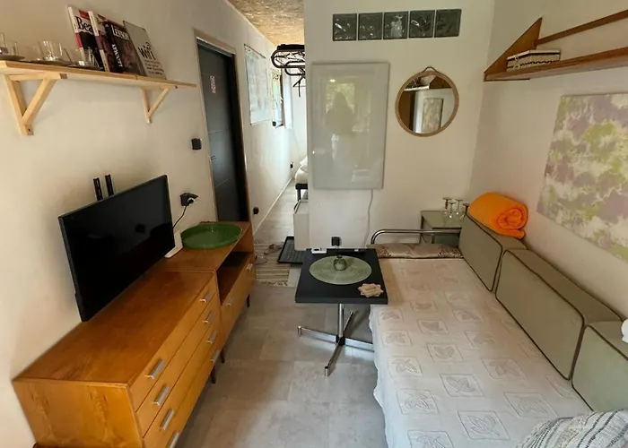 Holiday home Tiny Kontik *