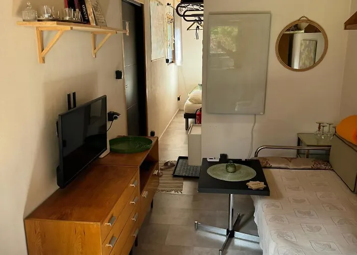 Tiny Kontik Holiday home *